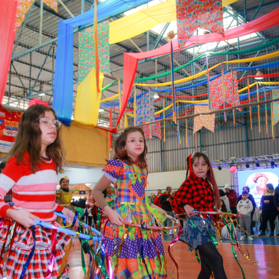 Festa Junina 2025 do Colégio Nelson Gaspar: tradição, alegria e união